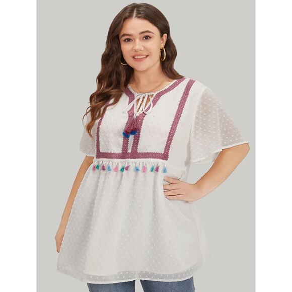 2/$25 1X 14 16 Plus Size White BloomChic Boho Tassel Embroidered Blouse Top - Picture 5 of 10